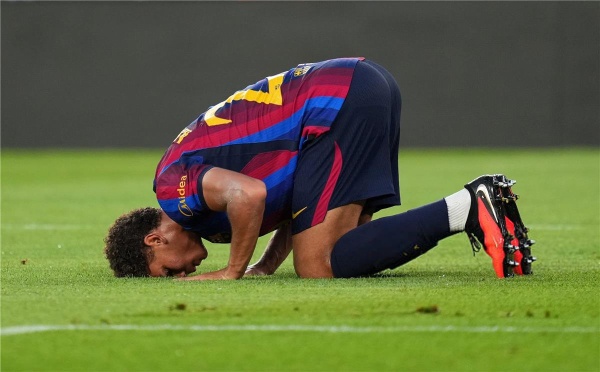 لاعب برشلونة حمزة فاجأني وسنحقق دوري أبطال أوروبا لاعب برشلونة حمزة فاجأني وسنحقق دوري أبطال أوروبا