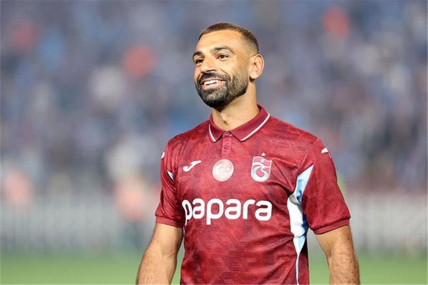 تشكيل طرابزون سبور أمام فيرينكفاروس في ملحق الدوري الأوروبي موقف محمد صلاح