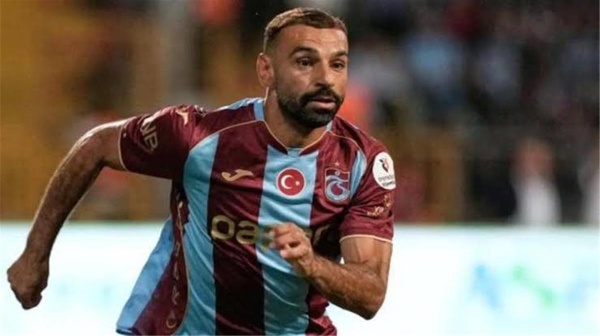 الشيء الإيجابي الوحيد ردود أفعال جماهير طرابزون سبور على أداء محمد صلاح أمام فيرينكفاروس الشيء الإيجابي الوحيد ردود أفعال جماهير طرابزون سبور على أداء محمد صلاح أمام فيرينكفاروس