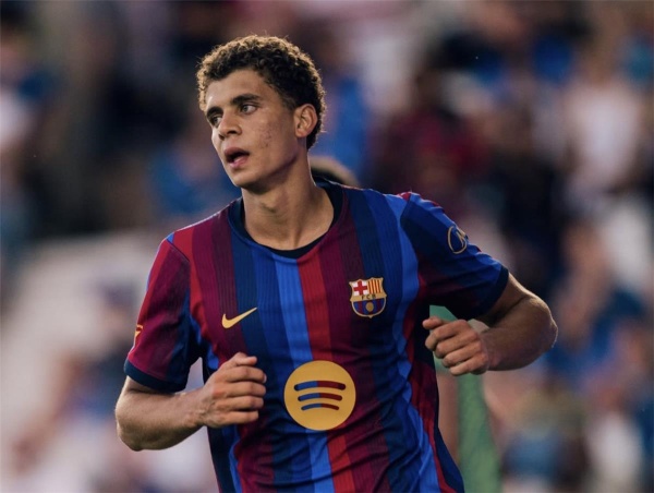 رومانو برشلونة يتخذ قرار ا هام ا بشأن حمزة عبد الكريم