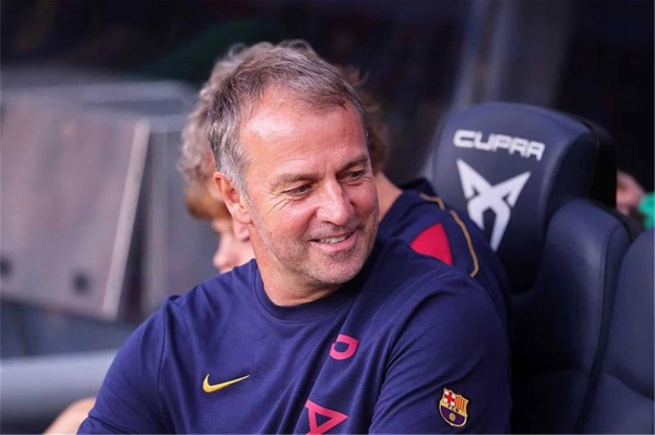 فليك يمنح نجم برشلونة دور ا جديد ا بعد تجربته أمام الأهلي فليك يمنح نجم برشلونة دور ا جديد ا بعد تجربته أمام الأهلي