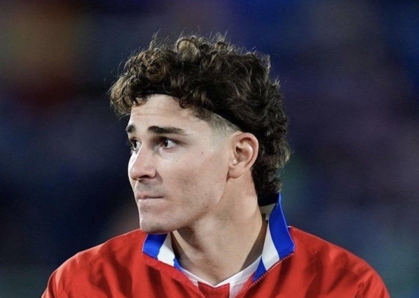 أتلتيكو مدريد يحدد شروط بيع ألفاريز إلى آرسنال أتلتيكو مدريد يحدد شروط بيع ألفاريز إلى آرسنال