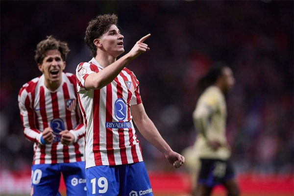 برشلونة يعود إلى هدفه القديم بعد فشل ضم ألفاريز برشلونة يعود إلى هدفه القديم بعد فشل ضم ألفاريز