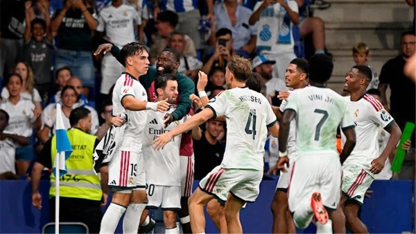 ماركا لاعب ريال مدريد يواجه خطر الغياب عن الملاعب لفترة طويلة ماركا لاعب ريال مدريد يواجه خطر الغياب عن الملاعب لفترة طويلة