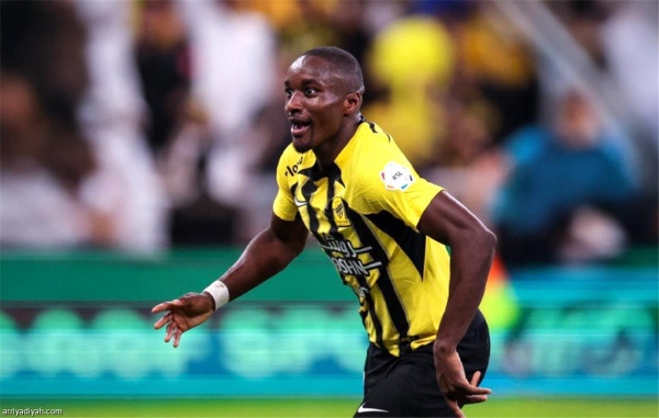 نجم عربي على طاولة الاتحاد السعودي تحسب ا لرحيل موسى ديابي