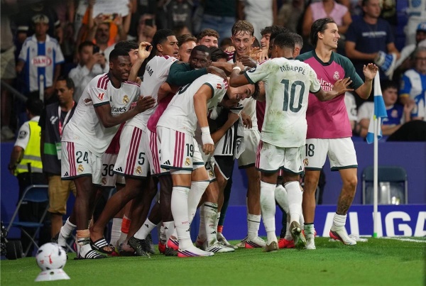 قائمة ريال مدريد لمواجهة ريال سوسيداد في الدوري الإسباني موقف نجوم الفريق