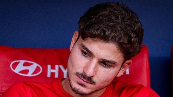 رسمي ا أتلتيكو مدريد يعلن موقفه النهائي من بيع ألفاريز إلى برشلونة رسمي ا أتلتيكو مدريد يعلن موقفه النهائي من بيع ألفاريز إلى برشلونة