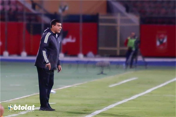 طارق العشري دفاع الأهلي كان يحتاج المراجعة وهذا اللاعب الأنسب لخلافة معلول طارق العشري دفاع الأهلي كان يحتاج المراجعة وهذا اللاعب الأنسب لخلافة معلول