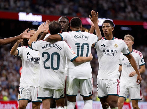 رد فعل ريال مدريد على قرعة دوري أبطال أوروبا وإغلاق سوق الانتقالات رد فعل ريال مدريد على قرعة دوري أبطال أوروبا وإغلاق سوق الانتقالات