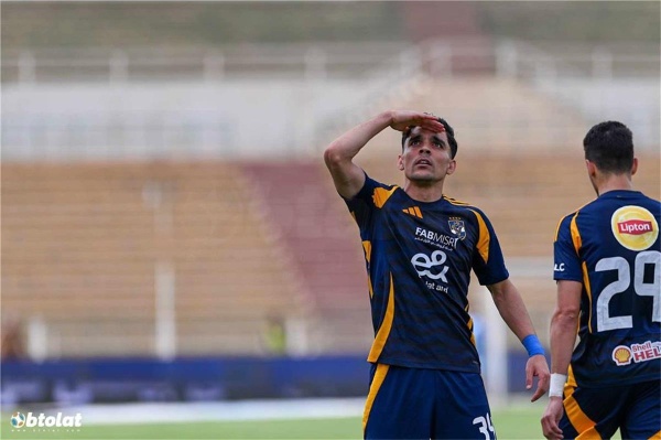 فيديو بتسديدة رائعة بن شرقي يسجل هدف الأهلي الأول أمام زد في الدوري فيديو بتسديدة رائعة بن شرقي يسجل هدف الأهلي الأول أمام زد في الدوري