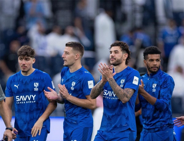 الهلال ي مطر شباك الخليج بخماسية في الدوري السعودي الهلال ي مطر شباك الخليج بخماسية في الدوري السعودي