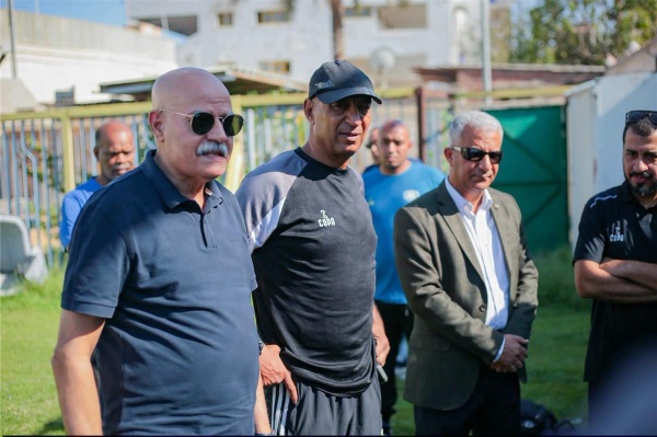 رئيس الإسماعيلي يعلن أسماء المرشحين لخلافة أشرف خضر وموقف النادي من الدمج رئيس الإسماعيلي يعلن أسماء المرشحين لخلافة أشرف خضر وموقف النادي من الدمج