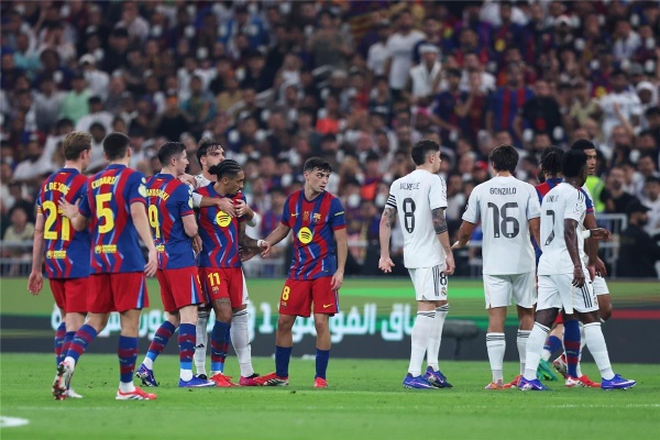 الدوري الإسباني يعلن سقف رواتب الأندية هذا الموسم موقف ريال مدريد ومفاجأة سارة لـ برشلونة