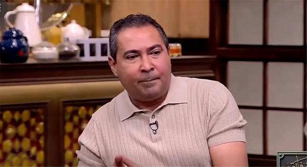 بركات يكشف المسؤول عن تراجع أداء الأهلي ويتساءل لماذا زيزو يلعب في غير مركزه بركات يكشف المسؤول عن تراجع أداء الأهلي ويتساءل لماذا زيزو يلعب في غير مركزه