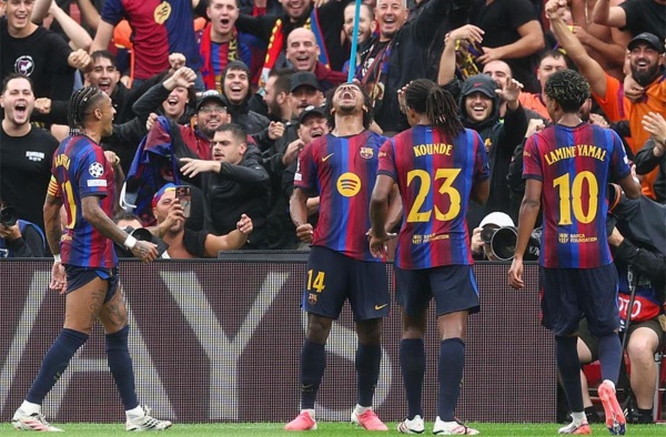 تشكيل برشلونة أمام ليفانتي في الدوري الإسباني موقف حمزة عبد الكريم تشكيل برشلونة أمام ليفانتي في الدوري الإسباني موقف حمزة عبد الكريم