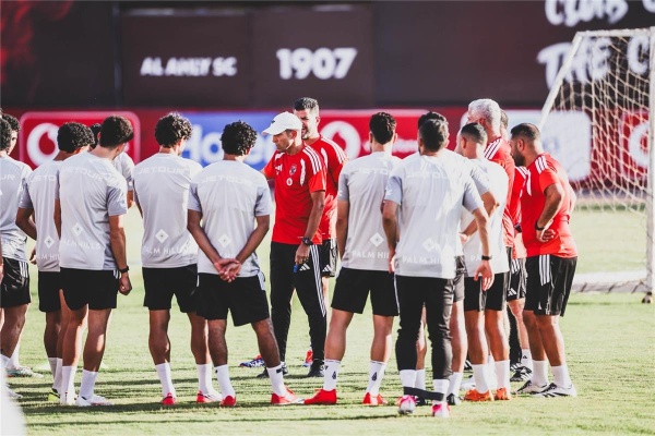 شوبير يتوحه بطلب هام لإدارة الأهلي وي صرح اللاعبون في حالة غضب شوبير يتوحه بطلب هام لإدارة الأهلي وي صرح اللاعبون في حالة غضب