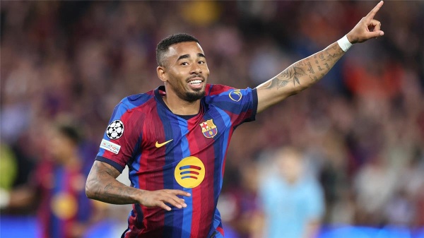 جيسوس لاعب برشلونة يستحق الكرة الذهبية ورافينها لم يفاجئني جيسوس لاعب برشلونة يستحق الكرة الذهبية ورافينها لم يفاجئني