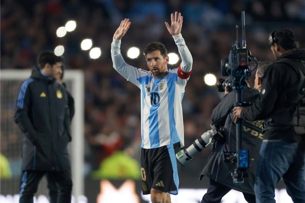 أمام منتخب إفريقي الأرجنتين تعلن موعد المباراة الوداعية لـ ليونيل ميسي