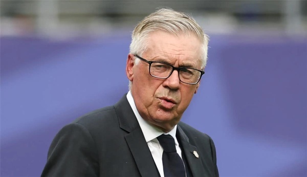 أنشيلوتي يستبعد لاعب البرازيل ويستدعى بديله لمباراتي أستراليا والهند أنشيلوتي يستبعد لاعب البرازيل ويستدعى بديله لمباراتي أستراليا والهند
