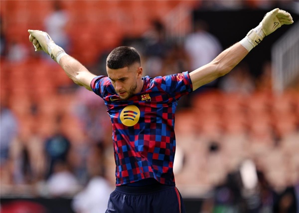 تقارير موقف خوان جارسيا من المشاركة خلال مواجهة برشلونة وإشبيلية تقارير موقف خوان جارسيا من المشاركة خلال مواجهة برشلونة وإشبيلية
