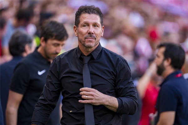 سيميوني بعد فوز أتلتيكو على ريال مدريد اسم مورينيو لن يجعل كل شيء مباح ا له سيميوني بعد فوز أتلتيكو على ريال مدريد اسم مورينيو لن يجعل كل شيء مباح ا له