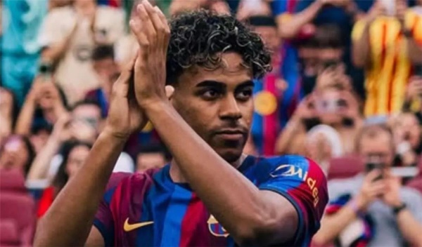 لامين يامال ينتقد كرة القدم الحديثة ي حكم علينا بالاحصائيات وكنت معجب ا بلاعب ريال مدريد لامين يامال ينتقد كرة القدم الحديثة ي حكم علينا بالاحصائيات وكنت معجب ا بلاعب ريال مدريد