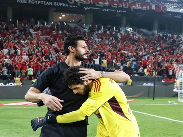 حقيقة توتر علاقة الشناوي وشوبير بسبب منتخب مصر حقيقة توتر علاقة الشناوي وشوبير بسبب منتخب مصر