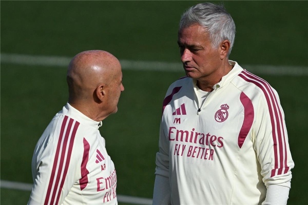 خطة غير مسبوقة من مورينيو في ريال مدريد بعد خسارة الديربي خطة غير مسبوقة من مورينيو في ريال مدريد بعد خسارة الديربي