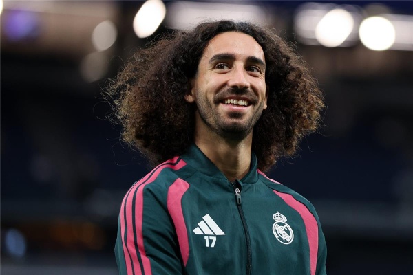 كوكوريلا يعلق على أخطاء التحكيم في لقاء الديربي ويؤكد تمنيت انضمام رودري لنا كوكوريلا يعلق على أخطاء التحكيم في لقاء الديربي ويؤكد تمنيت انضمام رودري لنا