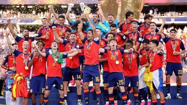 ضربة قوية لبرشلونة إصابة لاعب إسبانيا واستبعاده من تشكيل مواجهة إنجلترا ضربة قوية لبرشلونة إصابة لاعب إسبانيا واستبعاده من تشكيل مواجهة إنجلترا