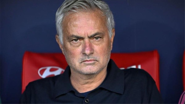 آس مورينيو ضحى بتدريب البرتغال من أجل ريال مدريد