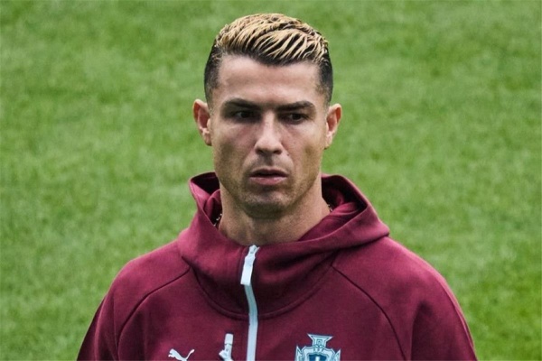 عاجل رونالدو يغادر تدريبات البرتغال بعد تصريحات خورخي جيسوس