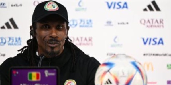 سيسيه منتخب الفراعنة شر ف أفريقيا وتلقيت عروضا من الأندية المصرية