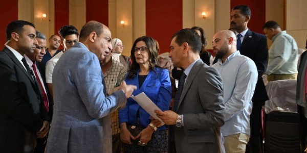 وزيرة الثقافة ومحافظ المنيا يتفقدان مشروعات تطوير مسرح قصر ثقافة المنيا وقصر ثقافة أبو قرقاص وزيرة الثقافة ومحافظ المنيا يتفقدان مشروعات تطوير مسرح قصر ثقافة المنيا وقصر ثقافة أبو قرقاص