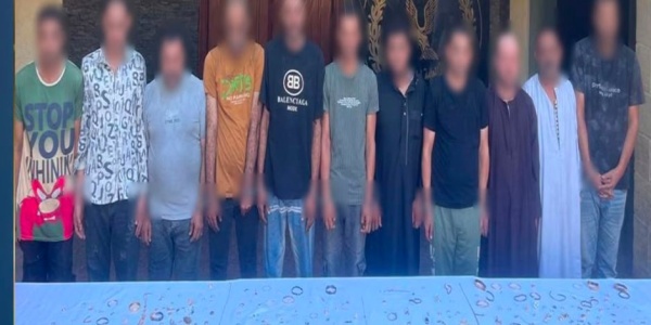 ضبط تشكيل عصابي لانتحال صفة رجال الشرطة والاستيلاء على مشغولات ذهبية بالقاهرة ضبط تشكيل عصابي لانتحال صفة رجال الشرطة والاستيلاء على مشغولات ذهبية بالقاهرة