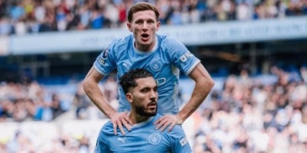 مانشستر سيتي يضرب سندرلاند بخماسية ويعتلي قمة الدوري الإنجليزي