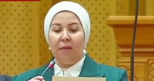 النائبة فايزة صالح توجيهات الرئيس السيسى تؤكد الانحياز للمواطن وتخفيف الأعباء عنه النائبة فايزة صالح توجيهات الرئيس السيسى تؤكد الانحياز للمواطن وتخفيف الأعباء عنه