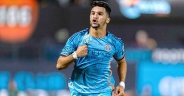الأهلى يستقر على ضم ثنائى هجوم أجنبى ومهاجم دينامو زغرب ينضم للقائمة الأهلى يستقر على ضم ثنائى هجوم أجنبى ومهاجم دينامو زغرب ينضم للقائمة