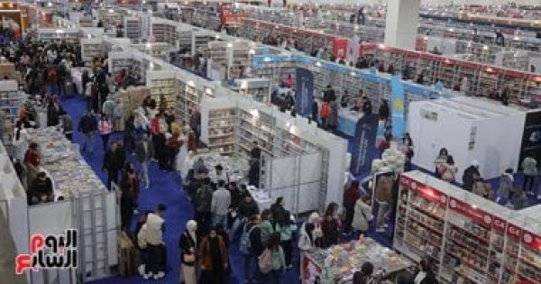 قبل غلق باب الاشتراك 6 أيام أمام الناشرين للمشاركة فى معرض القاهرة للكتاب