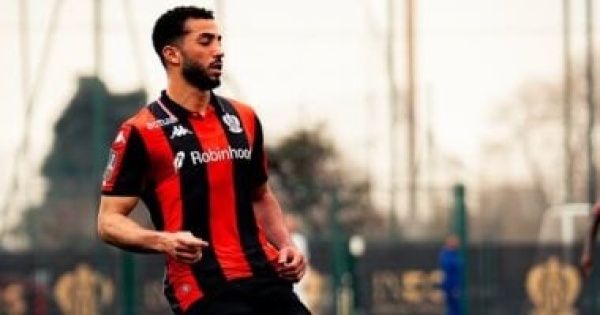محمد عبد المنعم أساسيا فى تشكيل باريس ضد نيس بالدوري الفرنسى محمد عبد المنعم أساسيا فى تشكيل باريس ضد نيس بالدوري الفرنسى