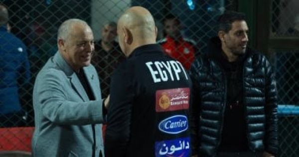 حسام حسن يعلن الطوارئ في معسكر الفراعنة استعدادا لموقعة بلجيكا المونديالية حسام حسن يعلن الطوارئ في معسكر الفراعنة استعدادا لموقعة بلجيكا المونديالية