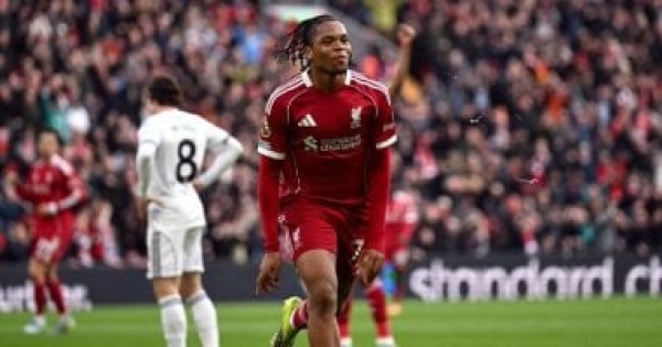 نجوموها نجم ليفربول محمد صلاح ساعدني كثير ا