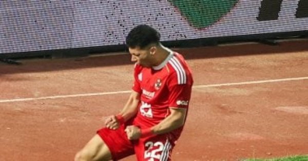 إمام عاشور على رادار اتحاد جدة هل ينضم لقائمة المصريين المتألقين مع العميد