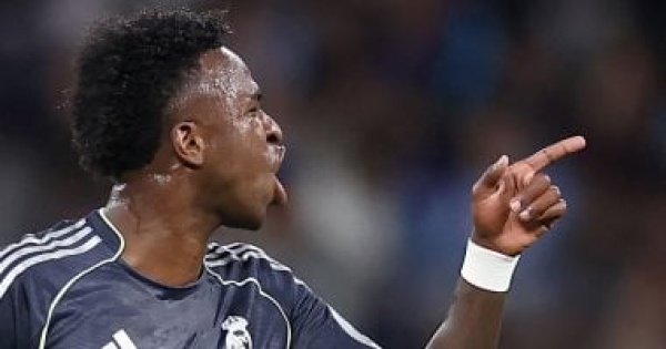 مورينيو يحسم موقفه من رحيل فينيسيوس ويتمسك ببقاء نجم ريال مدريد مورينيو يحسم موقفه من رحيل فينيسيوس ويتمسك ببقاء نجم ريال مدريد