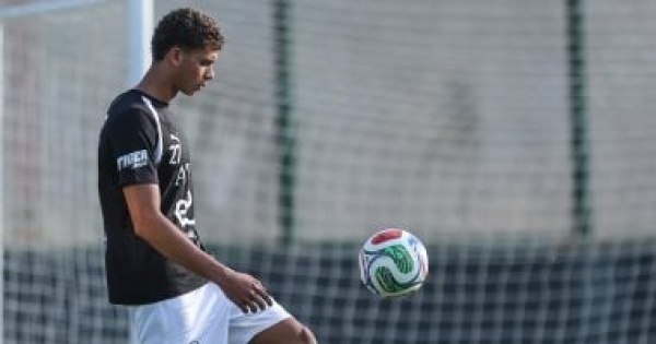 7 مواهب شابة تطرق أبواب المجد في كأس العالم 2026 حمزة عبد الكريم الأبرز