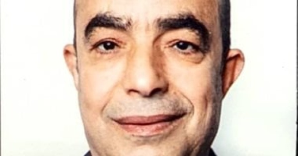 محام وعضو الناشرين المصريين حقوق النشر الرقمى لا تنتقل تلقائي ا للناشر