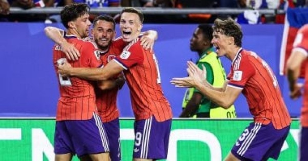 أرقام تاريخية تزين انتصار اسكتلندا على هايتى فى كأس العالم فوز بعد 36 عاما أرقام تاريخية تزين انتصار اسكتلندا على هايتى فى كأس العالم فوز بعد 36 عاما