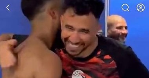 تريزيجيه وتيليمانس أصدقاء الأمس فى أندرلخت روح رياضية عقب مباراة بلجيكا