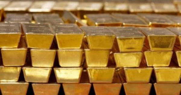 كيف يتفاعل الذهب مع قرار الفائدة الأمريكية تحليل جولد بيليون يجيب كيف يتفاعل الذهب مع قرار الفائدة الأمريكية تحليل جولد بيليون يجيب