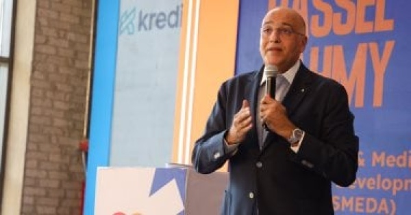 باسل رحمى مولنا مشروعات صناعية بأكثر من 3 مليار جنيه منذ 2022 وحتي الآن باسل رحمى مولنا مشروعات صناعية بأكثر من 3 مليار جنيه منذ 2022 وحتي الآن